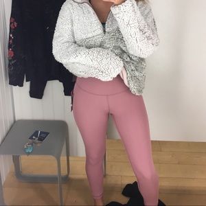 High Waited baby pink leggings